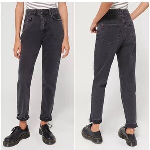 BDG Urban Outfitters Mom High Rise Jeans Size 27
